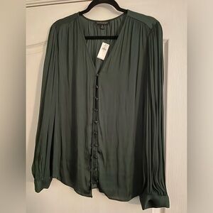 NWT banana republic green blouse with button front